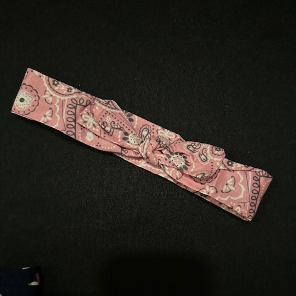 ***** Pink Bandana print Knot Headband - Thin Style  PNKBAN  Handmade NWT Boutiq